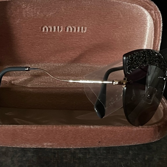 MIU MIU SUNGLASSES - Picture 2 of 15